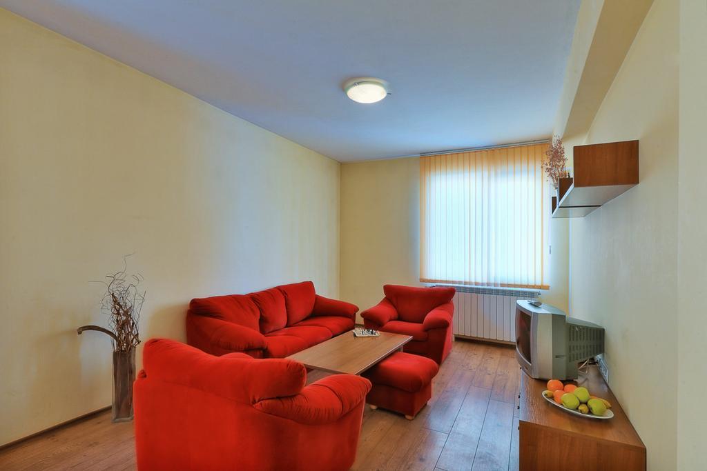 Mont Blanc Aparthotel Bansko Bagian luar foto